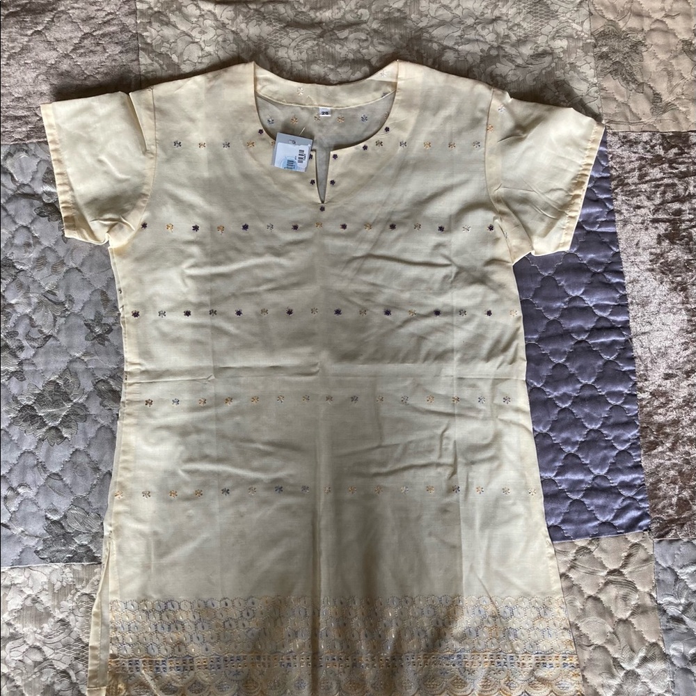 Women’s embroidered top